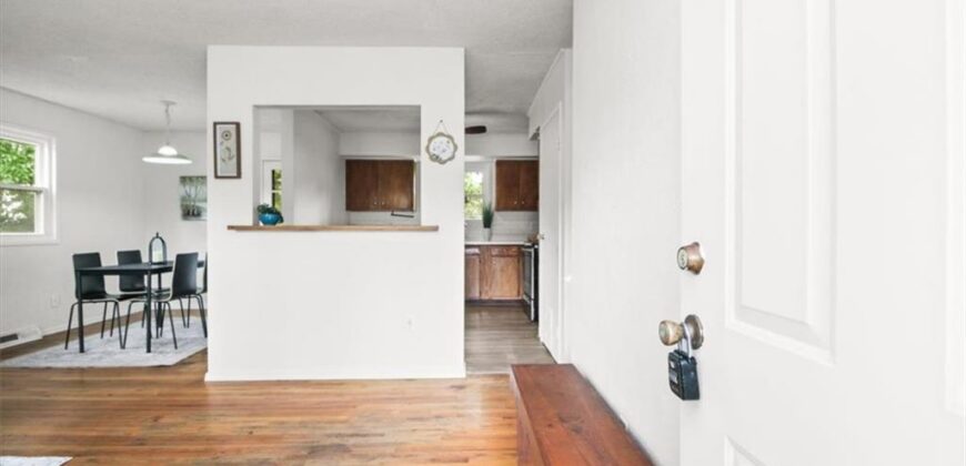 5200 NE 56th Place, Kansas City, MO 64119