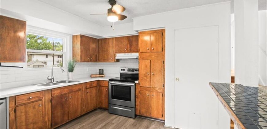 5200 NE 56th Place, Kansas City, MO 64119