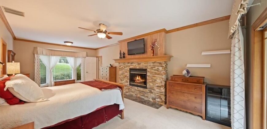 14410 NW 73rd Street, Kansas City, MO 64152