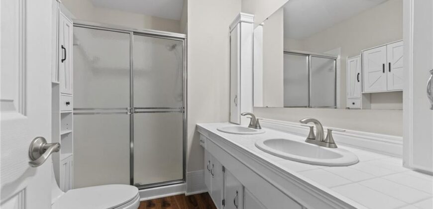 8005 N Congress Avenue, Kansas City, MO 64152