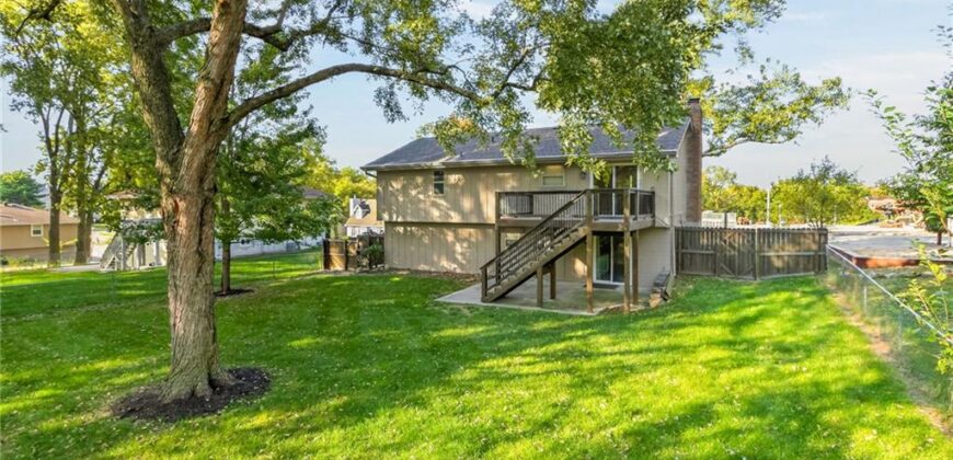 8005 N Congress Avenue, Kansas City, MO 64152