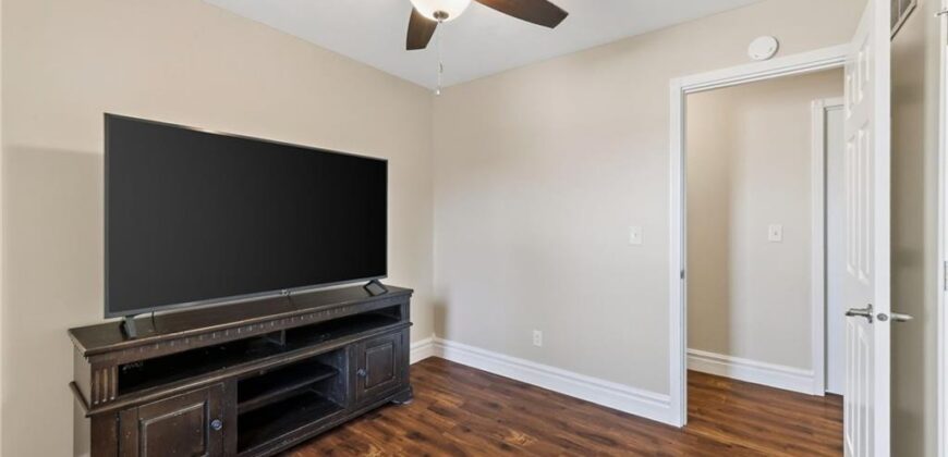 8005 N Congress Avenue, Kansas City, MO 64152