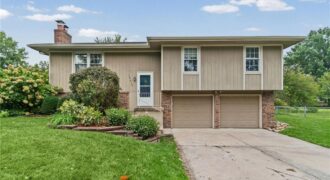 10517 N McGee Street, Kansas City, MO 64155