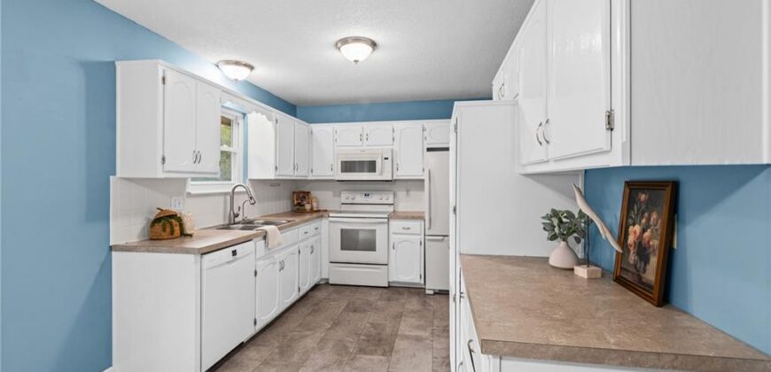 10517 N McGee Street, Kansas City, MO 64155