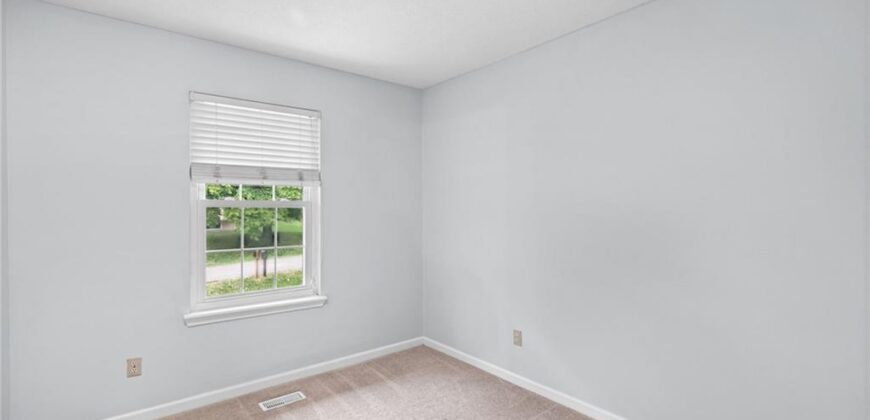 10517 N McGee Street, Kansas City, MO 64155