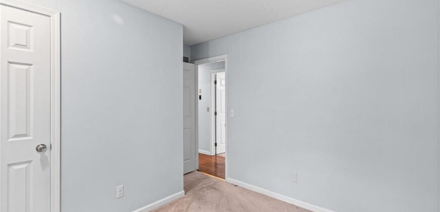 10517 N McGee Street, Kansas City, MO 64155