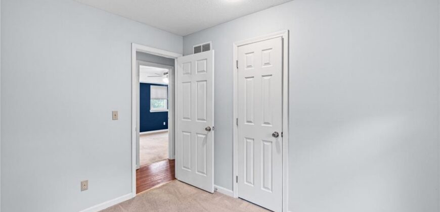10517 N McGee Street, Kansas City, MO 64155