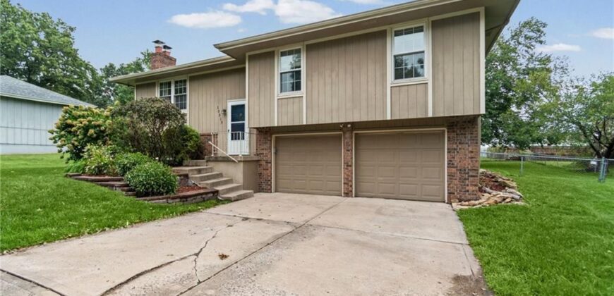 10517 N McGee Street, Kansas City, MO 64155