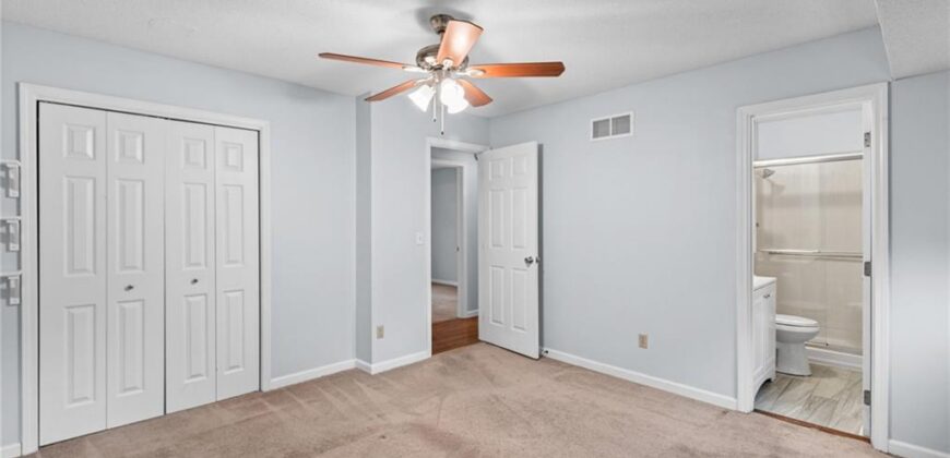 10517 N McGee Street, Kansas City, MO 64155