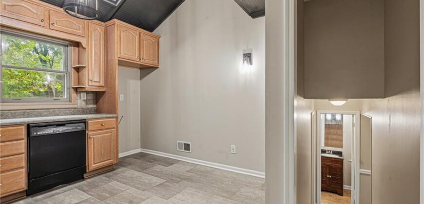10600 NW 58th Street, Kansas City, MO 64152