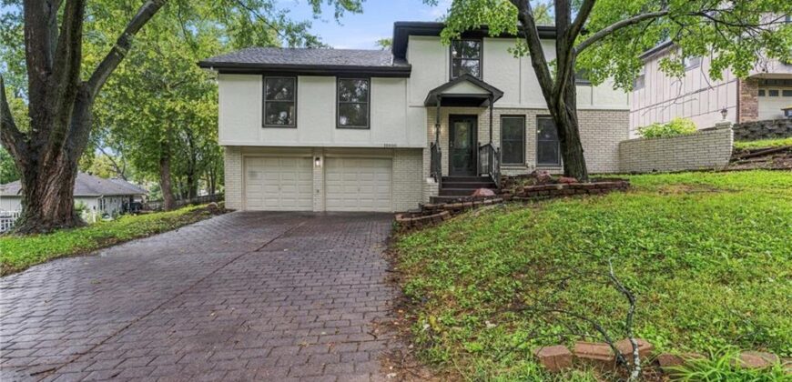 10600 NW 58th Street, Kansas City, MO 64152