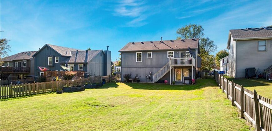 11037 N Lewis Avenue, Kansas City, MO 64157