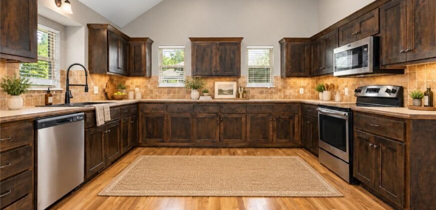 412 Duncan Drive, Liberty, MO 64068