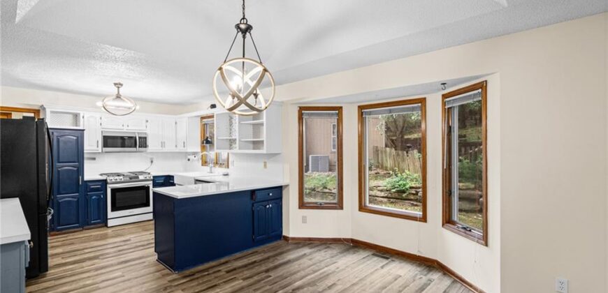 305 Lancelot Drive, Liberty, MO 64068