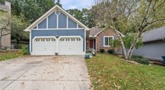 305 Lancelot Drive, Liberty, MO 64068