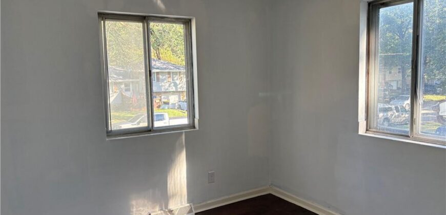 4724 N Bristol Avenue, Kansas City, MO 64117