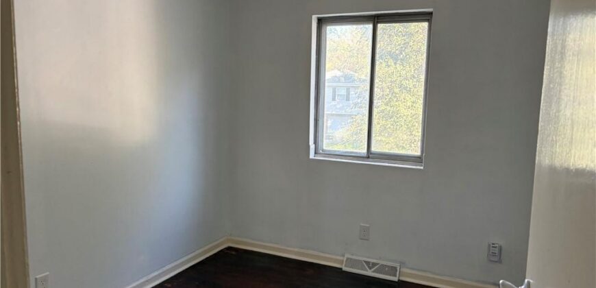 4724 N Bristol Avenue, Kansas City, MO 64117