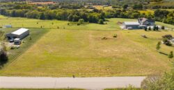 17100 Smith Road, Smithville, MO 64089
