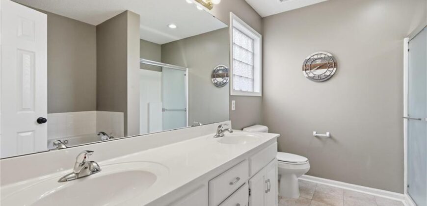 10416 NW 87th Street, Kansas City, MO 64153