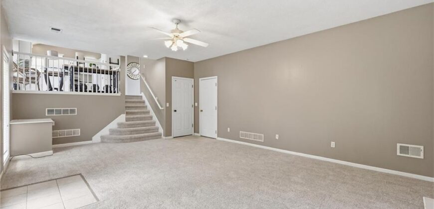 10416 NW 87th Street, Kansas City, MO 64153