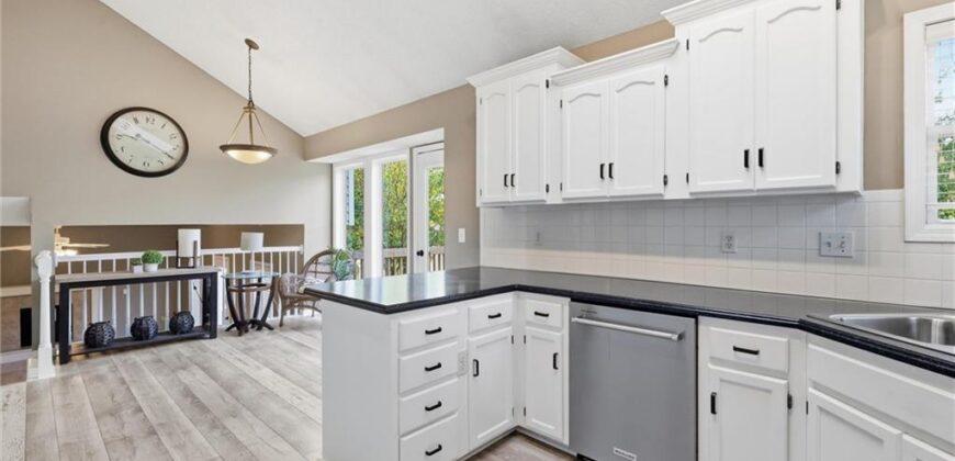 10416 NW 87th Street, Kansas City, MO 64153