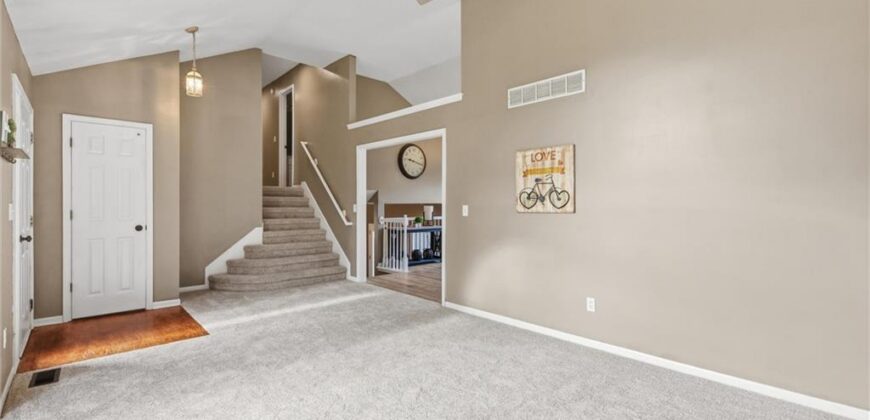 10416 NW 87th Street, Kansas City, MO 64153
