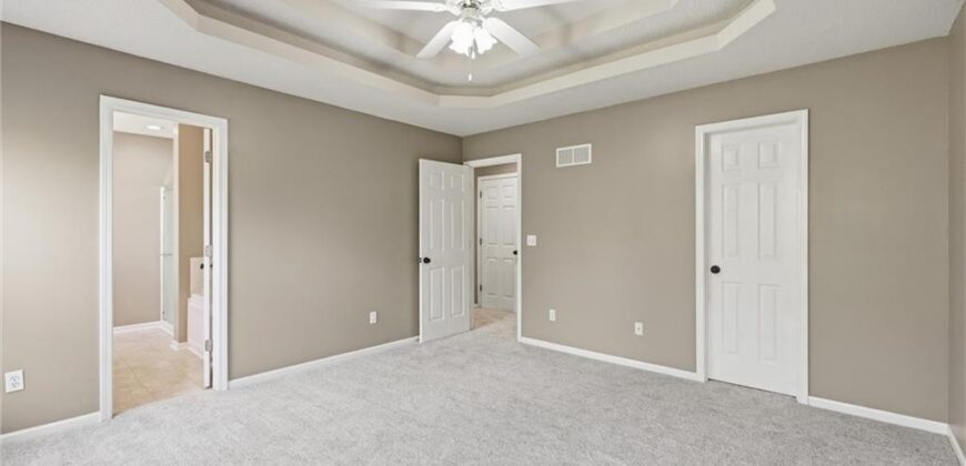 10416 NW 87th Street, Kansas City, MO 64153