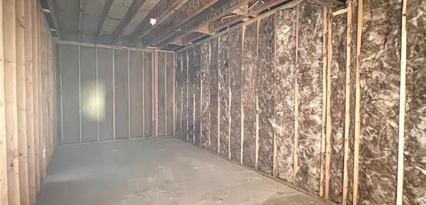 8504 NW 90th Terrace, Kansas City, MO 64153