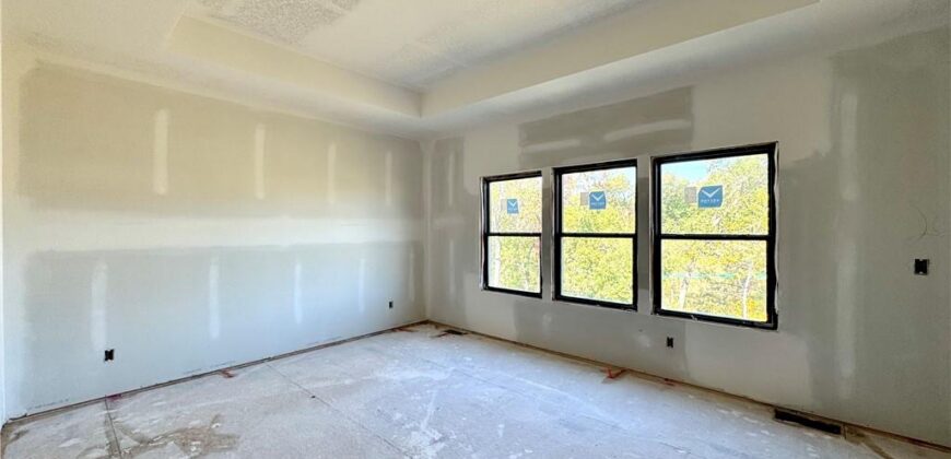 8504 NW 90th Terrace, Kansas City, MO 64153