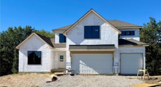 9008 N Everton Avenue, Kansas City, MO 64153