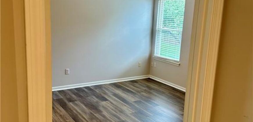 420 Shannon Avenue, Smithville, MO 64089