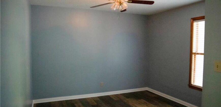 1332 Campbell Avenue, Liberty, MO 64068
