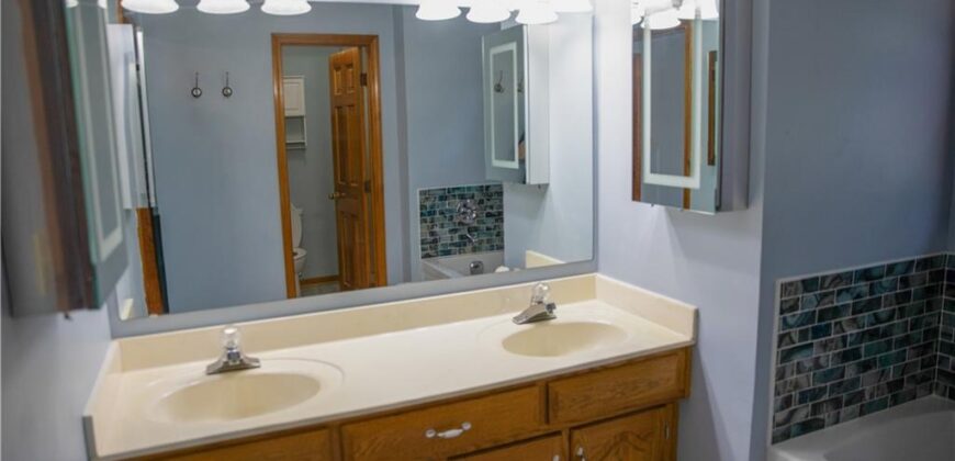 1332 Campbell Avenue, Liberty, MO 64068