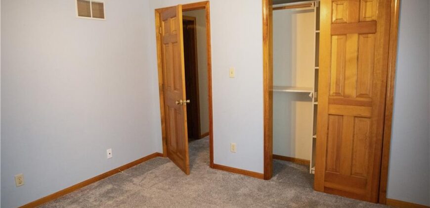 1332 Campbell Avenue, Liberty, MO 64068