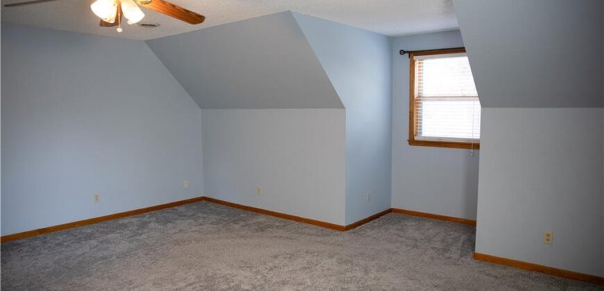 1332 Campbell Avenue, Liberty, MO 64068