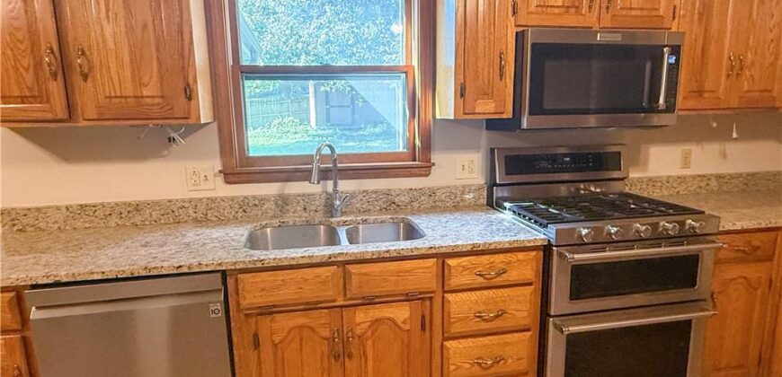 1332 Campbell Avenue, Liberty, MO 64068