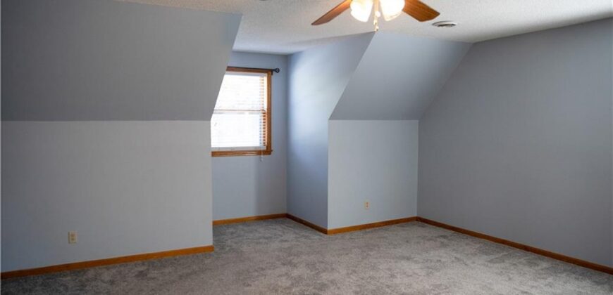 1332 Campbell Avenue, Liberty, MO 64068