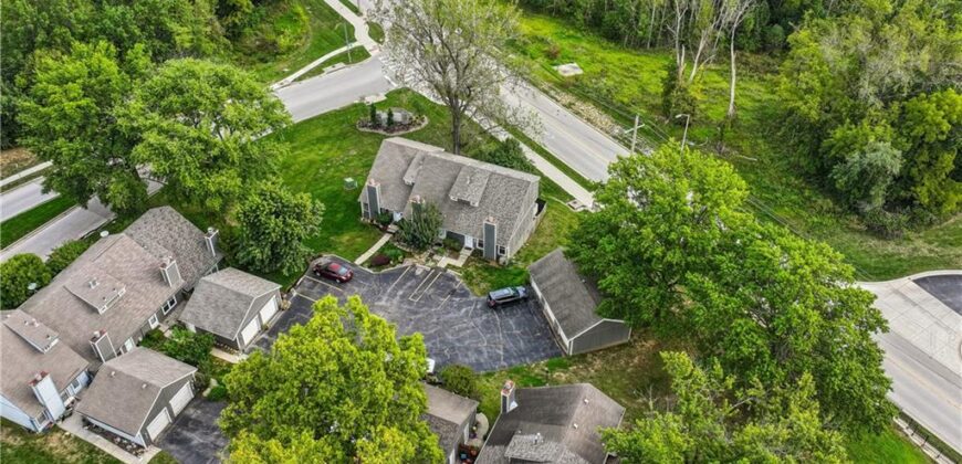 5733 N London Avenue, Kansas City, MO 64152