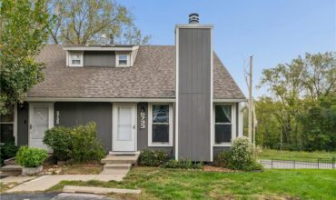 5733 N London Avenue, Kansas City, MO 64152