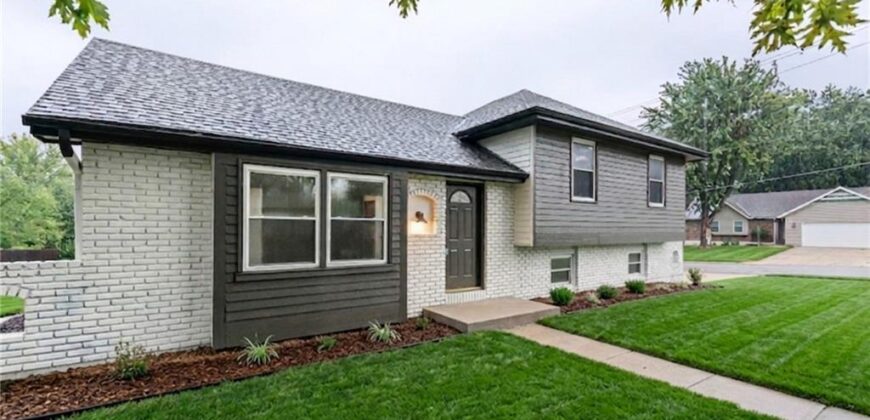1900 Karlton Way, Excelsior Springs, MO 64024