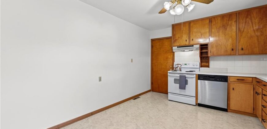 705 Quincy Boulevard, Smithville, MO 64089