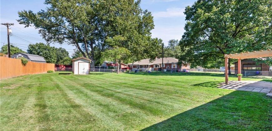705 Quincy Boulevard, Smithville, MO 64089