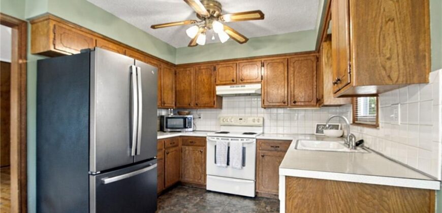 6009 N Wyandotte Street, Gladstone, MO 64118