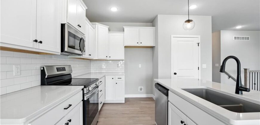 9612 N Ava Street, Kansas City, MO 64154