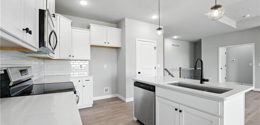 9612 N Ava Street, Kansas City, MO 64154