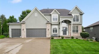 10122 N Lane Drive, Kansas City, MO 64157