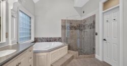 1416 Woodbury Drive, Liberty, MO 64068