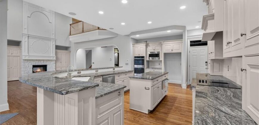 1416 Woodbury Drive, Liberty, MO 64068