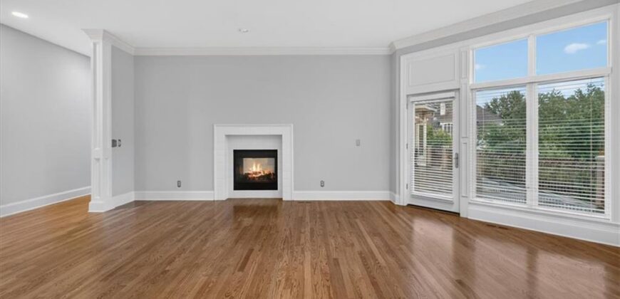 1416 Woodbury Drive, Liberty, MO 64068