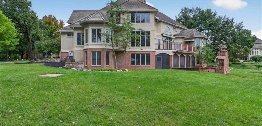 1416 Woodbury Drive, Liberty, MO 64068